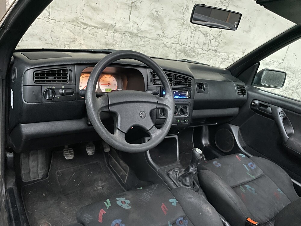 Volkswagen Golf Cabriolet 1.8 90PS 1995 -Orig. EN-, LX-XH-63