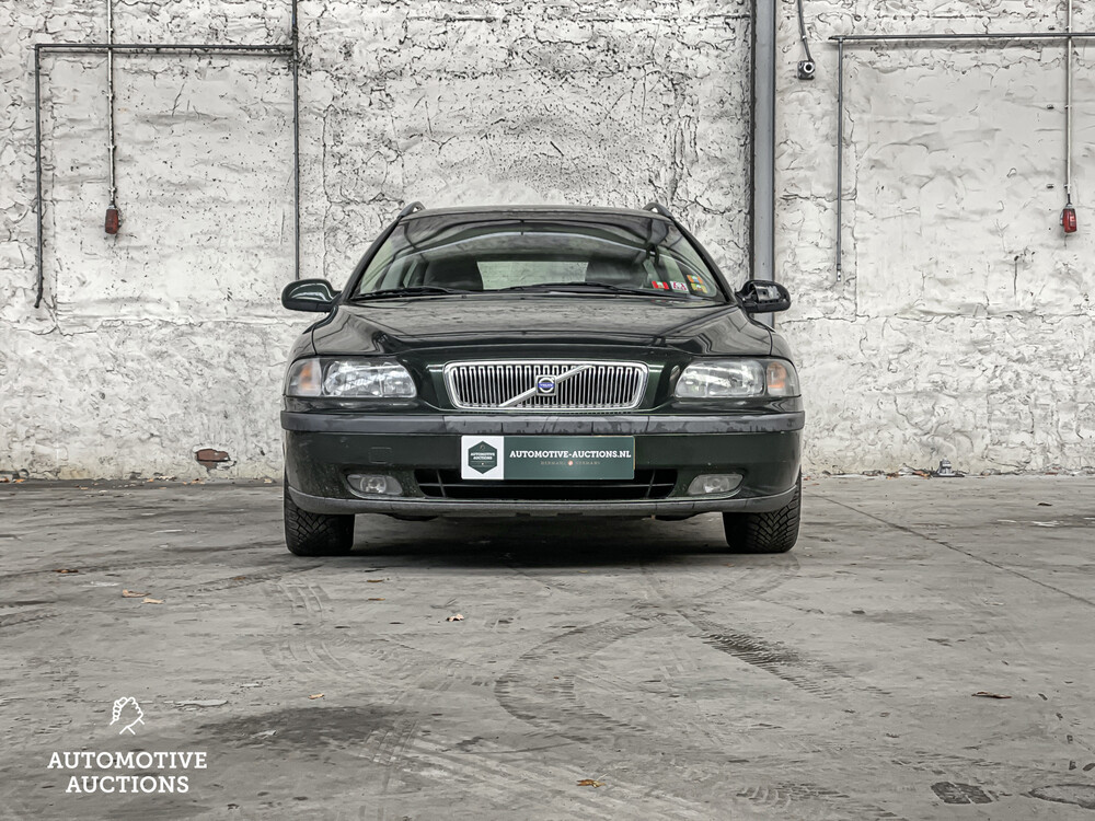 Volvo V70 2.4 Comfort Line 140PS 2000 -Orig. NL-, 38-GH-SH