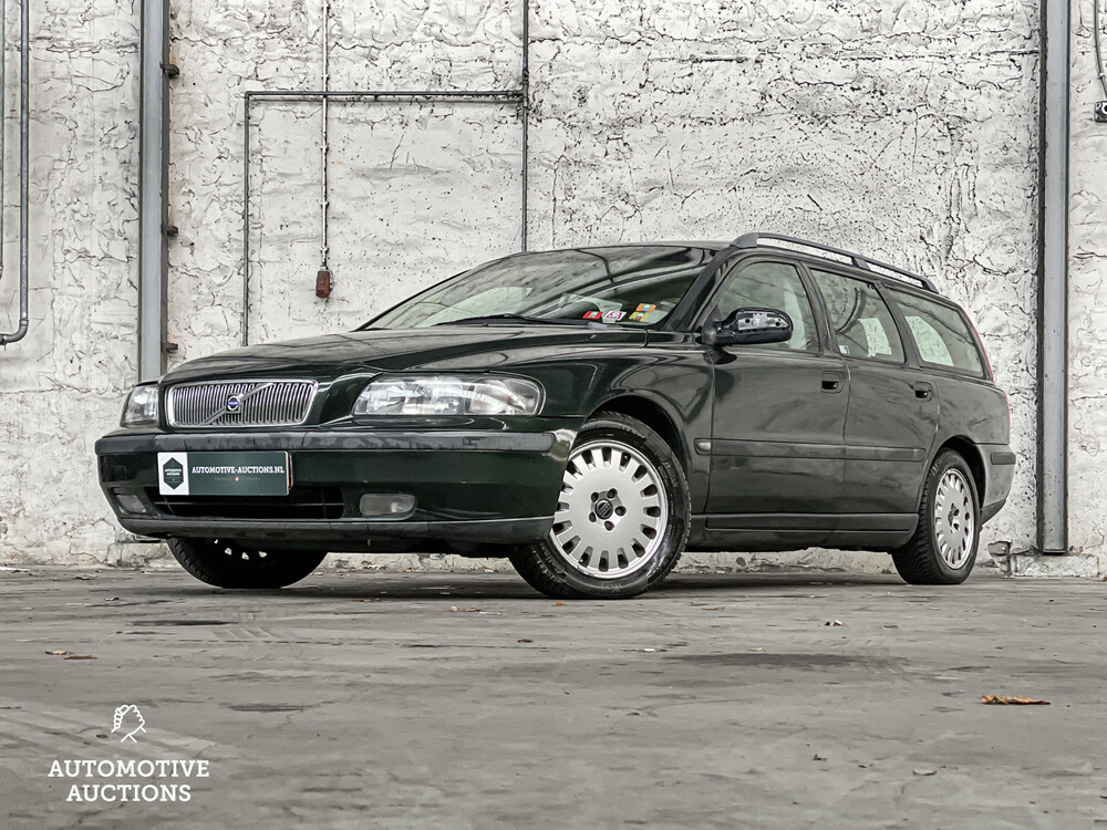 Volvo V70 2.4 Comfort Line 140PS 2000 -Orig. NL-, 38-GH-SH