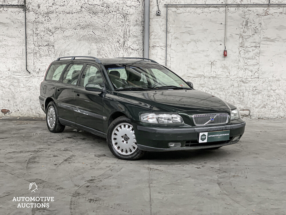Volvo V70 2.4 Comfort Line 140PS 2000 -Orig. NL-, 38-GH-SH