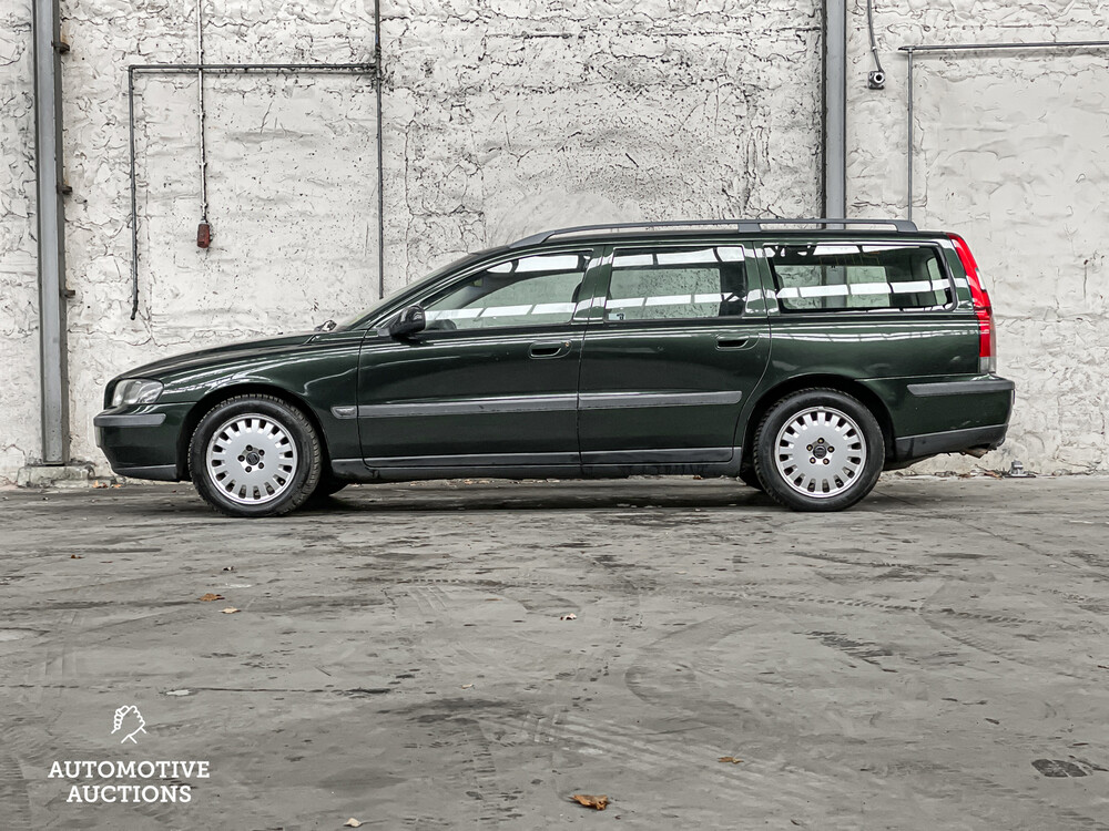 Volvo V70 2.4 Comfort Line 140PS 2000 -Orig. NL-, 38-GH-SH