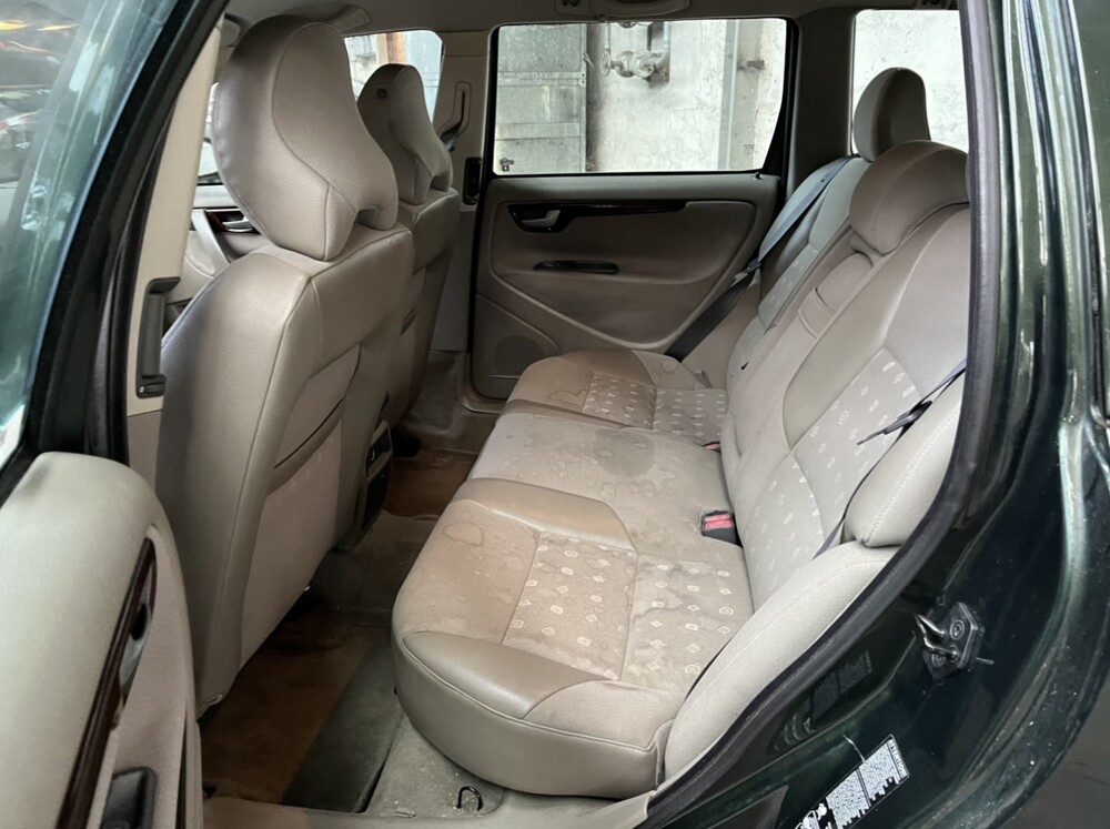 Volvo V70 2.4 Comfort Line 140PS 2000 -Orig. NL-, 38-GH-SH