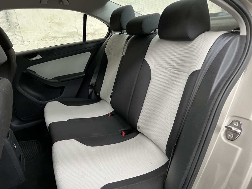 Volkswagen Jetta 2.0 S SOHC 154PS 2015