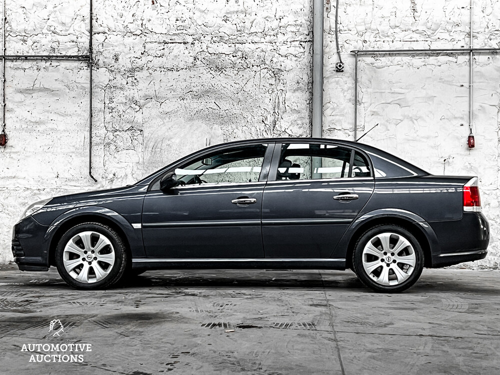 Opel Vectra 1.8-16V Executive 140PS 2007 -Orig. NL-, 17-XZ-RP