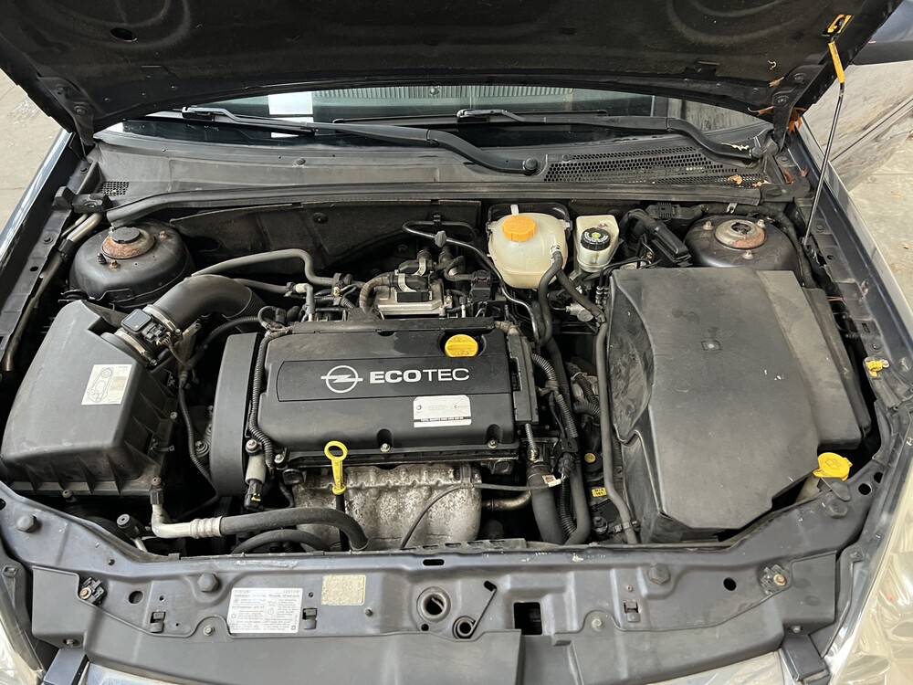 Opel Vectra 1.8-16V Executive 140PS 2007 -Orig. NL-, 17-XZ-RP