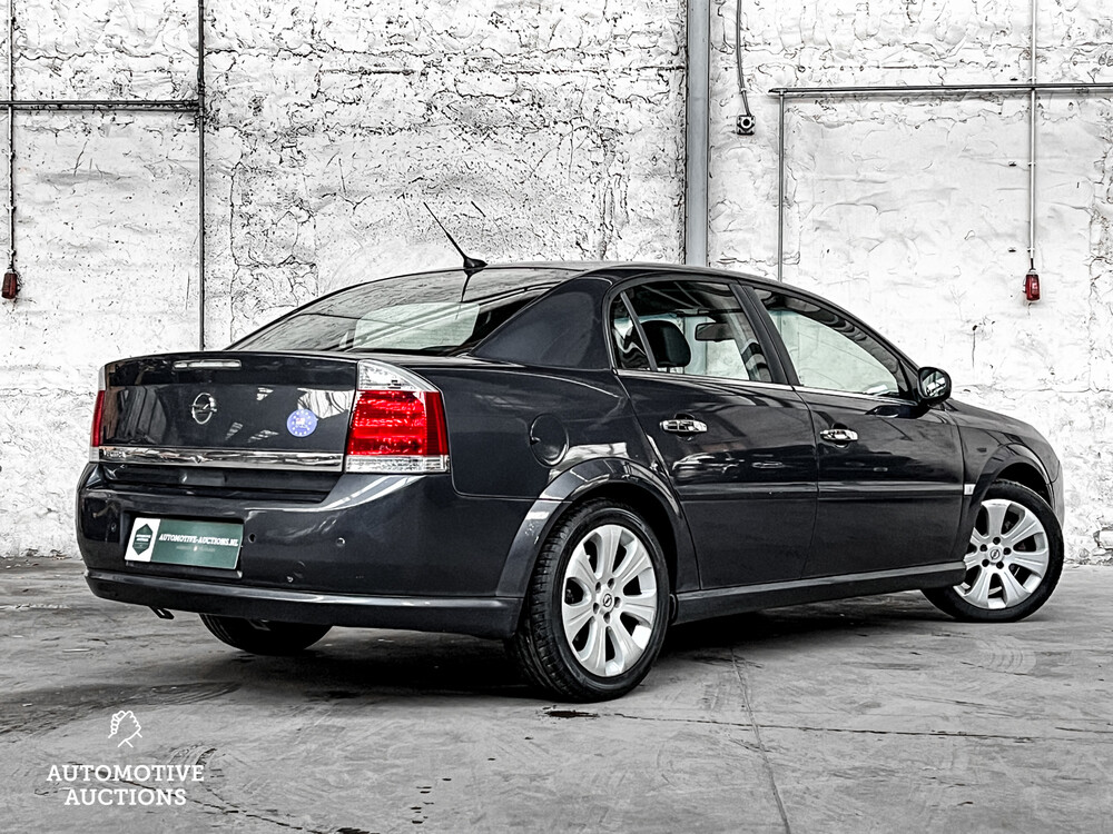 Opel Vectra 1.8-16V Executive 140PS 2007 -Orig. NL-, 17-XZ-RP