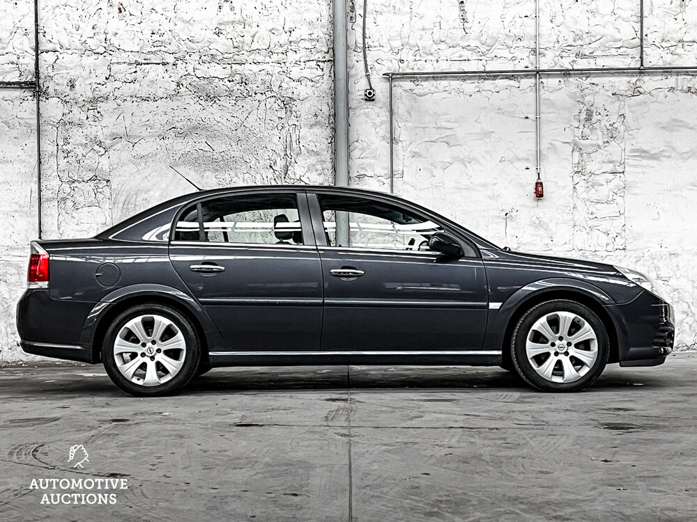 Opel Vectra 1.8-16V Executive 140PS 2007 -Orig. NL-, 17-XZ-RP