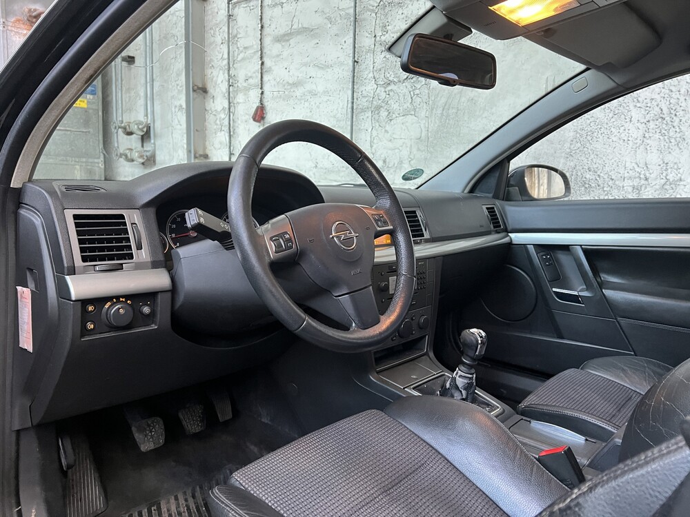 Opel Vectra GTS 2.2-16V Elegance 155PS 2005 -Orig. NL-, 64-PV-PP