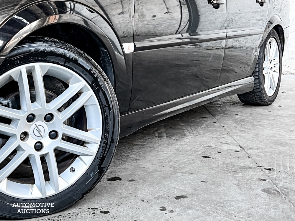 Opel Vectra GTS 2.2-16V Elegance 155PS 2005 -Orig. NL-, 64-PV-PP