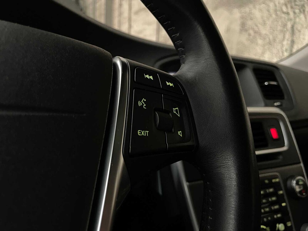 Volvo S60 3.0 T6 AWD Summum 305PS 2010 -Orig. GB-50-LTS-5-KARTON