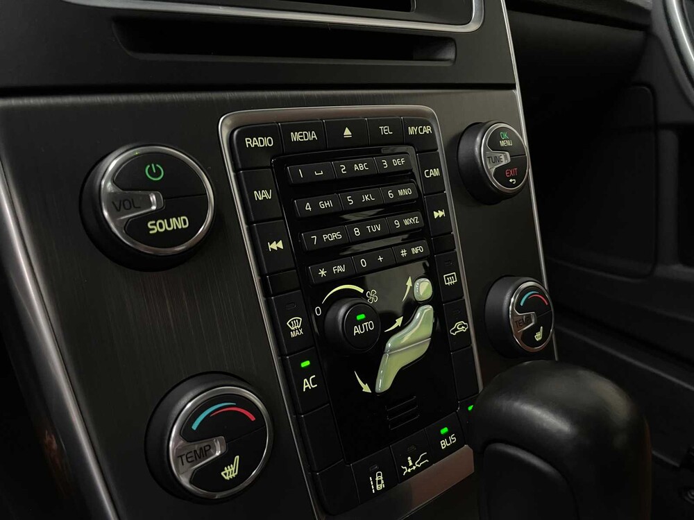 Volvo S60 3.0 T6 AWD Summum 305PS 2010 -Orig. GB-50-LTS-5-KARTON