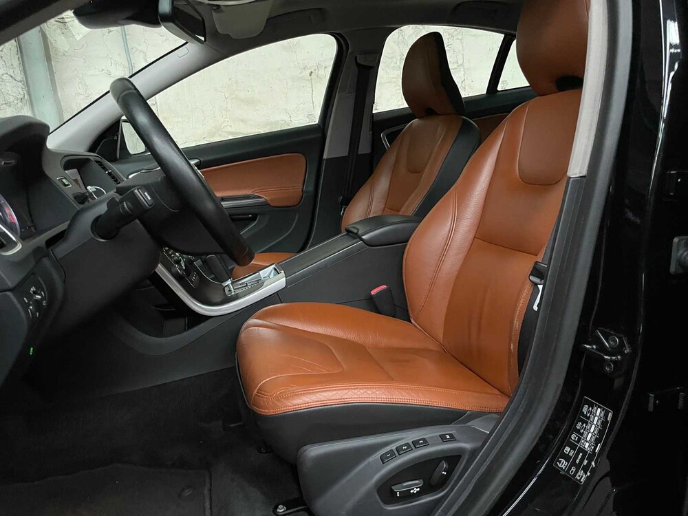 Volvo S60 3.0 T6 AWD Summum 305PS 2010 -Orig. GB-50-LTS-5-KARTON