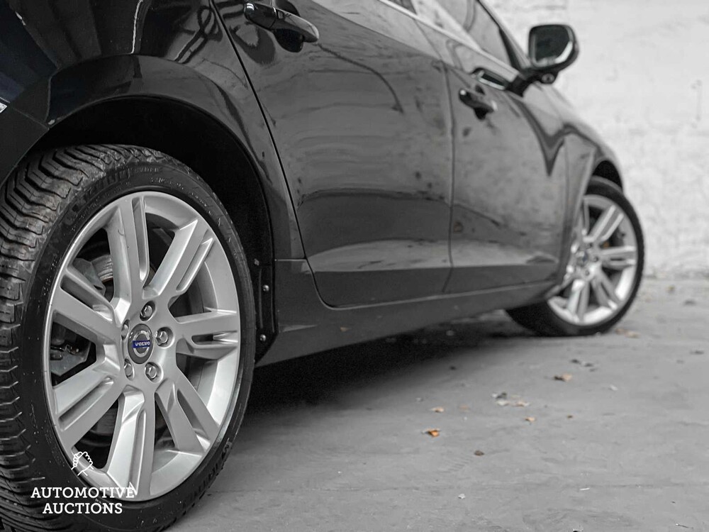 Volvo S60 3.0 T6 AWD Summum 305PS 2010 -Orig. GB-50-LTS-5-KARTON