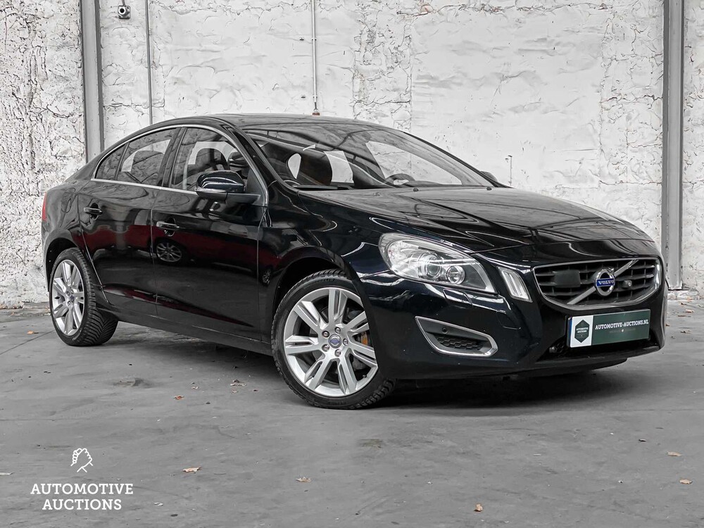 Volvo S60 3.0 T6 AWD Summum 305PS 2010 -Orig. GB-50-LTS-5-KARTON