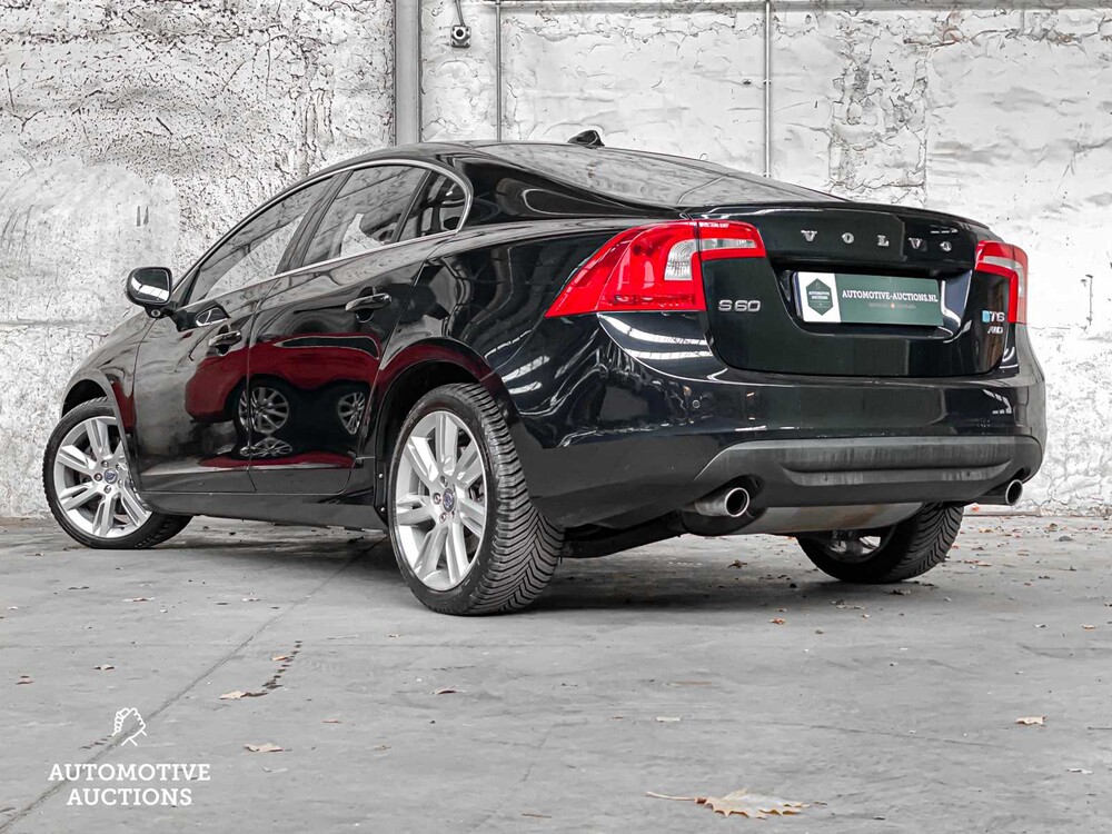 Volvo S60 3.0 T6 AWD Summum 305PS 2010 -Orig. GB-50-LTS-5-KARTON