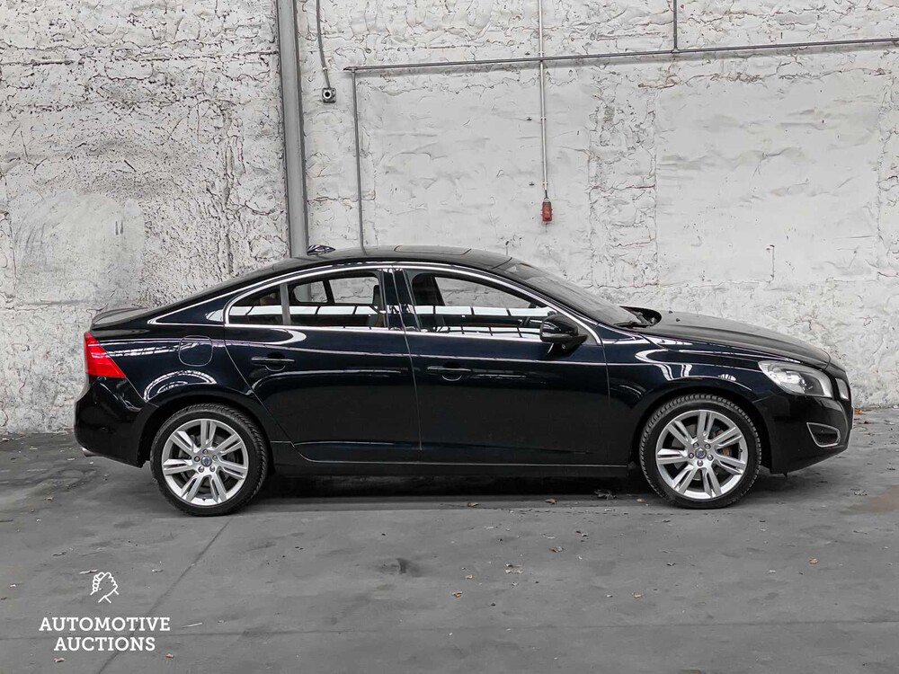 Volvo S60 3.0 T6 AWD Summum 305PS 2010 -Orig. GB-50-LTS-5-KARTON