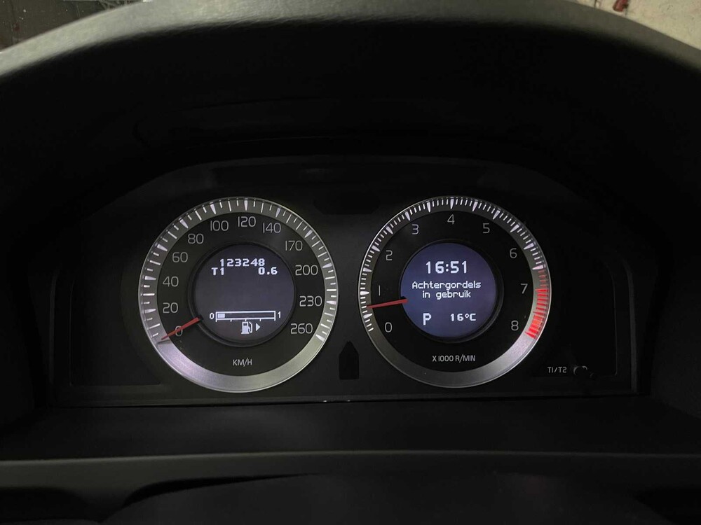 Volvo S60 3.0 T6 AWD Summum 305PS 2010 -Orig. GB-50-LTS-5-KARTON