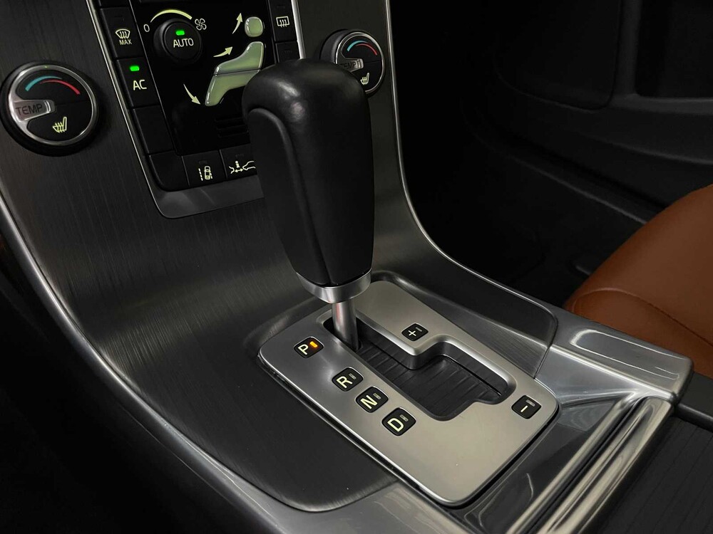 Volvo S60 3.0 T6 AWD Summum 305PS 2010 -Orig. GB-50-LTS-5-KARTON