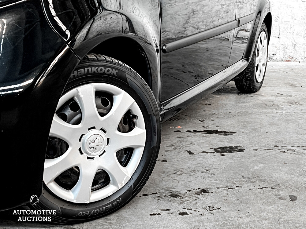 Peugeot 107 1.0-12V XS 68hp 2012 -Orig. GB-, 38-TLR-2