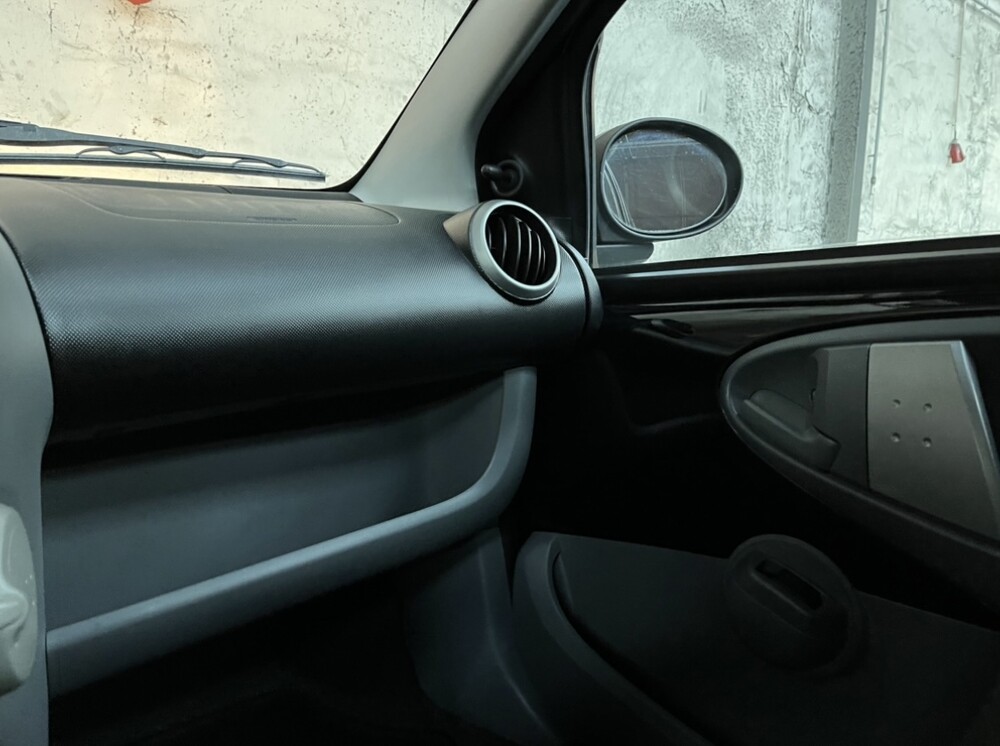 Peugeot 107 1.0-12V XS 68hp 2012 -Orig. GB-, 38-TLR-2