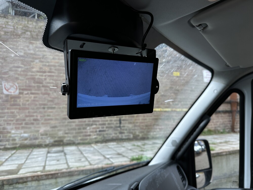 Iveco Daily 35S13V 2.3 410 H3 126PS 2016, VDF-24-H