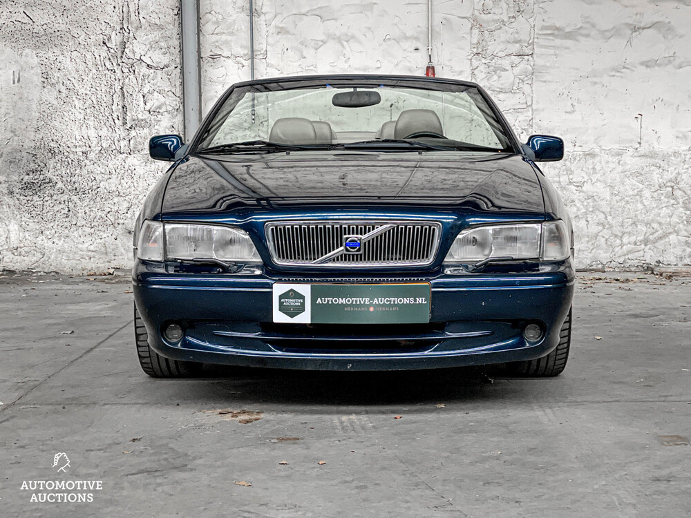 Volvo C70 Cabriolet 2.3 T5 Luxus 239PS 2000, 51-RJ-BZ