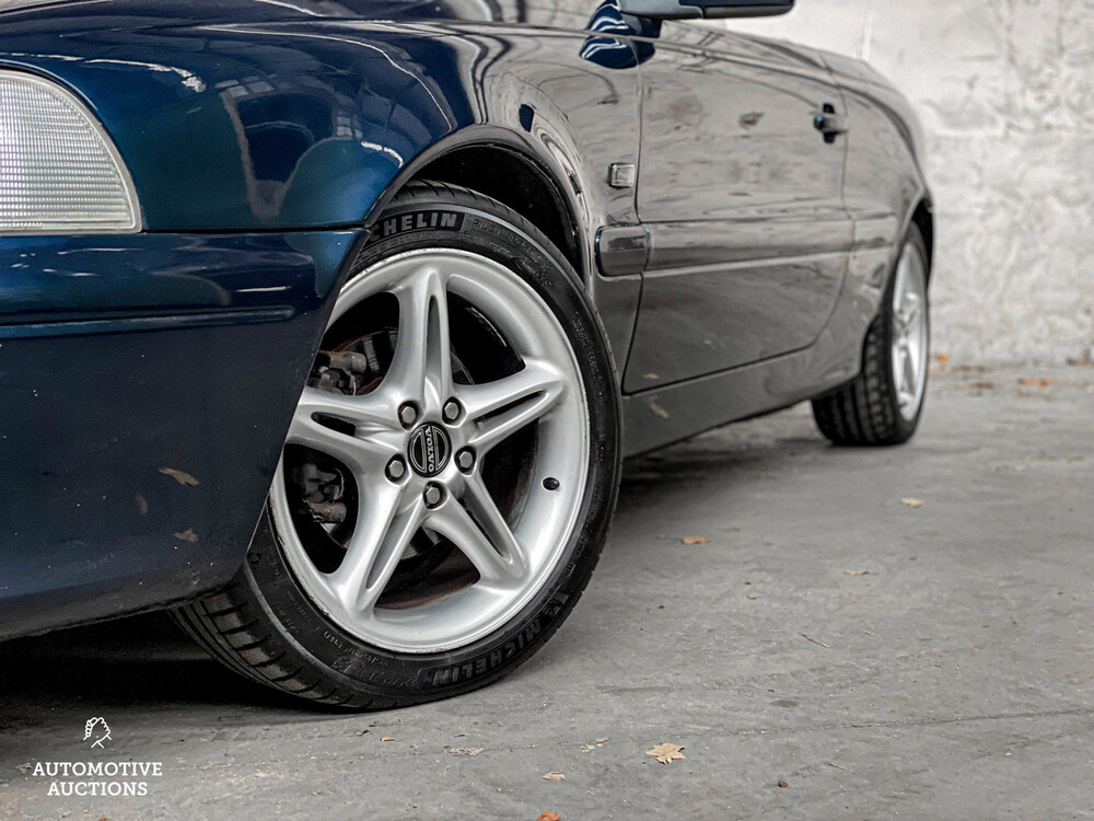 Volvo C70 Cabriolet 2.3 T5 Luxus 239PS 2000, 51-RJ-BZ