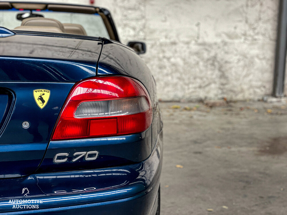 Volvo C70 Cabriolet 2.3 T5 Luxus 239PS 2000, 51-RJ-BZ