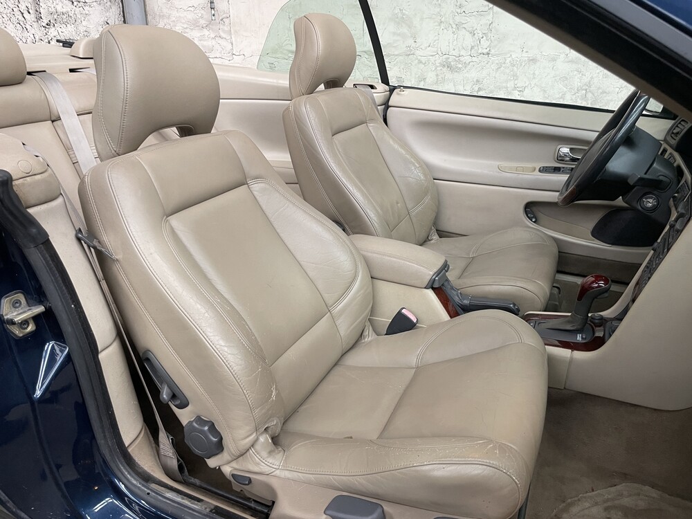 Volvo C70 Cabriolet 2.3 T5 Luxus 239PS 2000, 51-RJ-BZ