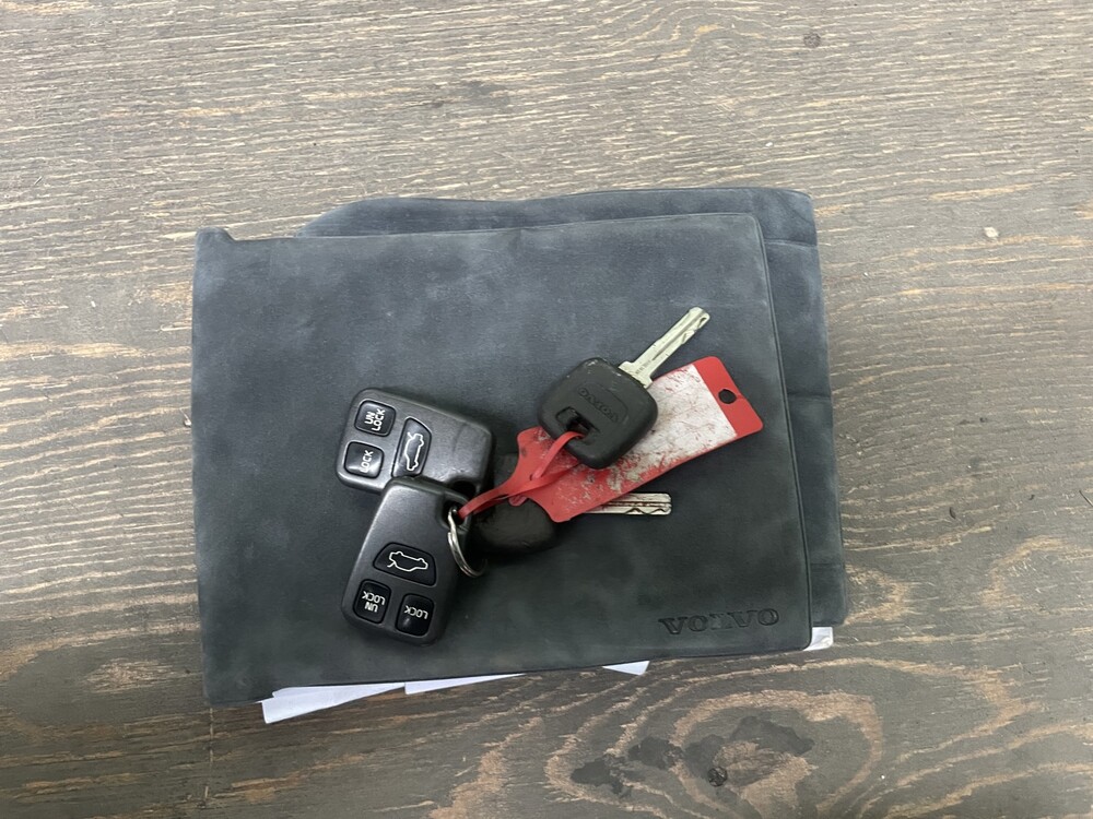 Volvo C70 Cabriolet 2.3 T5 Luxus 239PS 2000, 51-RJ-BZ