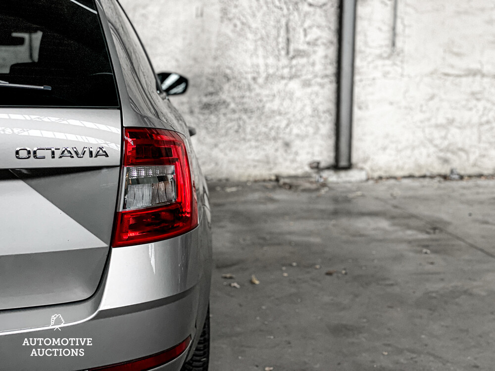 Skoda Octavia Combi 1.0 TSI Grt Amb. Bns 116PS 2019 -Orig. NL-, XR-784-V