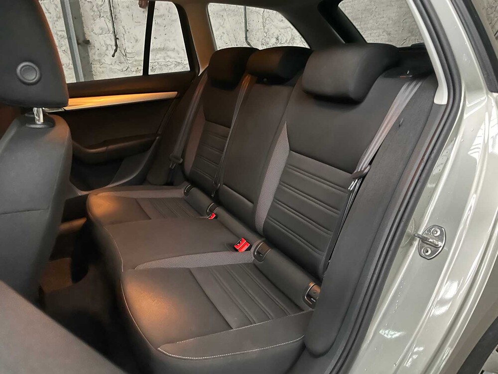 Skoda Octavia Combi 1.0 TSI Grt Amb. Bns 116PS 2019 -Orig. NL-, XR-784-V