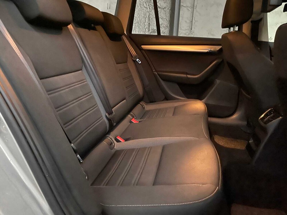 Skoda Octavia Combi 1.0 TSI Grt Amb. Bns 116PS 2019 -Orig. NL-, XR-784-V