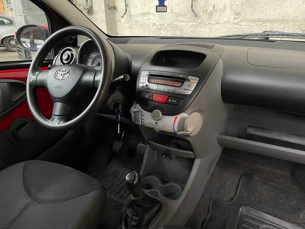 Toyota Aygo 1.0-12V 68PS 2007, 70-HPH-2