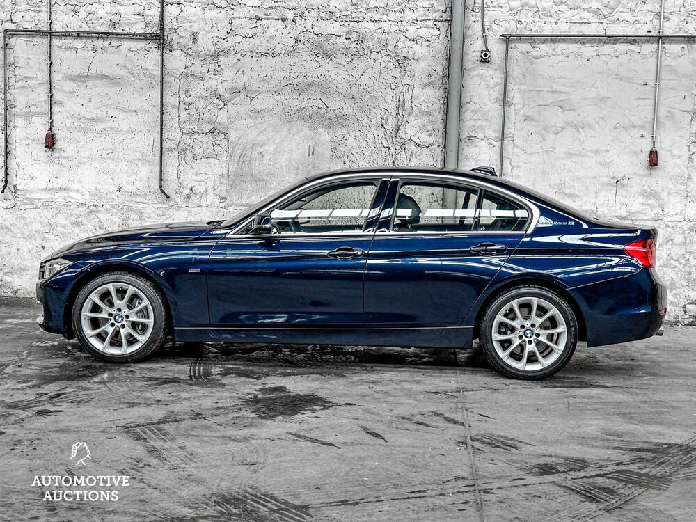 BMW ActiveHybrid 3 F30  3-serie 3.0 340pk 2013
