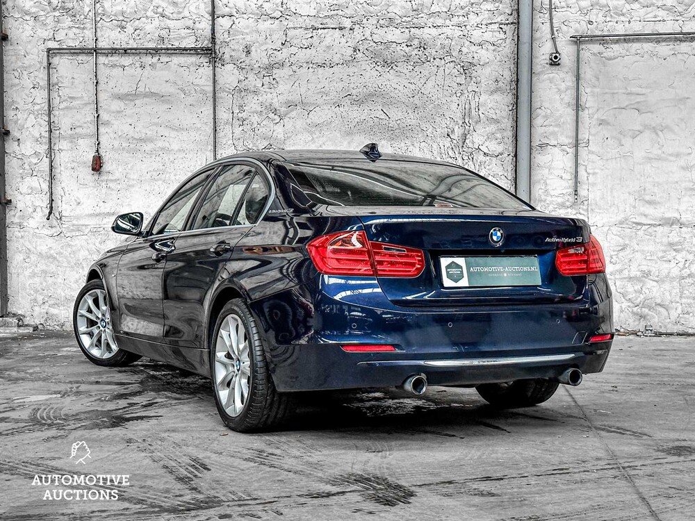 BMW ActiveHybrid 3 F30  3-serie 3.0 340pk 2013