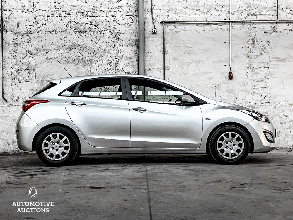 Hyundai i30 CW 1.4i i-Motion 99PS 2012, 5-XBN-02