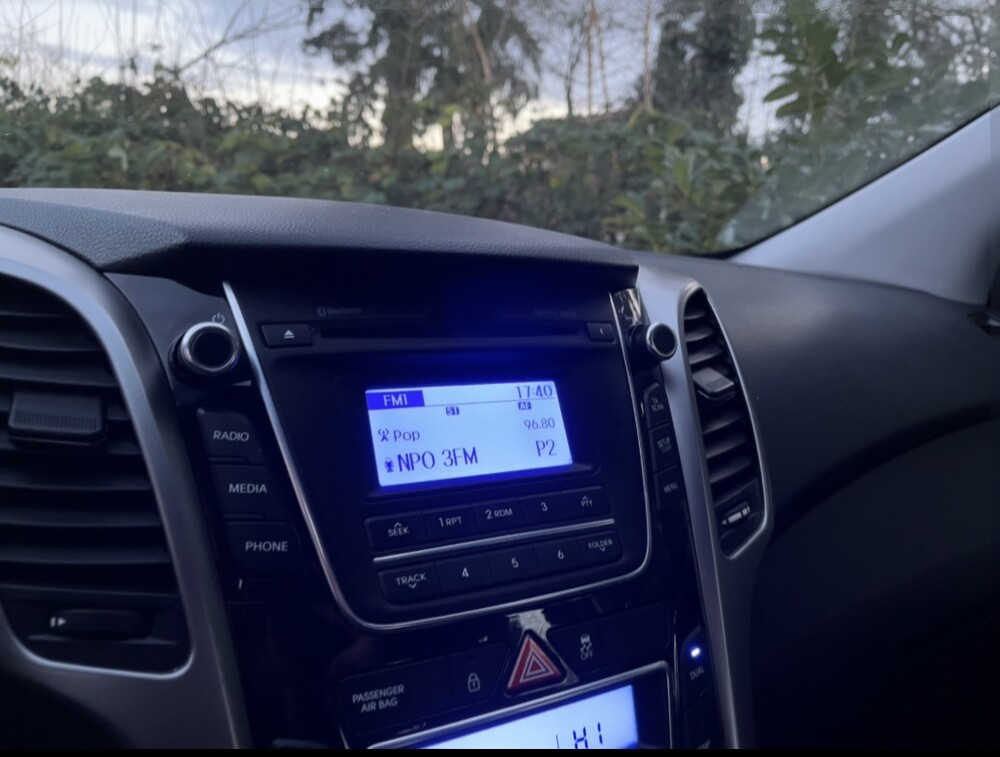 Hyundai i30 CW 1.4i i-Motion 99PS 2012, 5-XBN-02