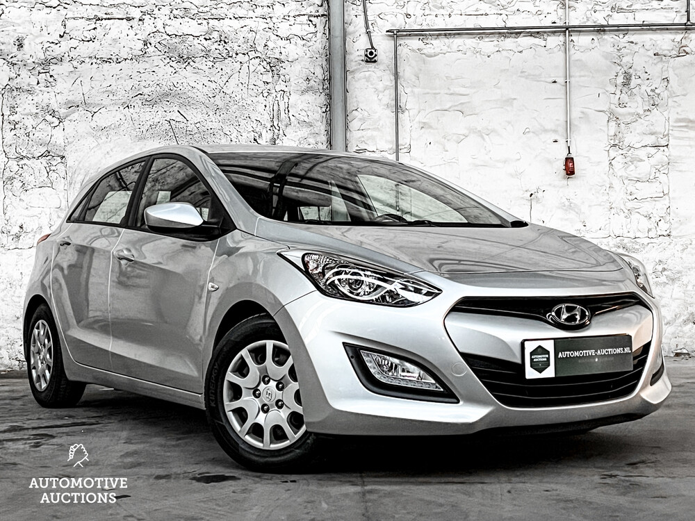 Hyundai i30 CW 1.4i i-Motion 99PS 2012, 5-XBN-02