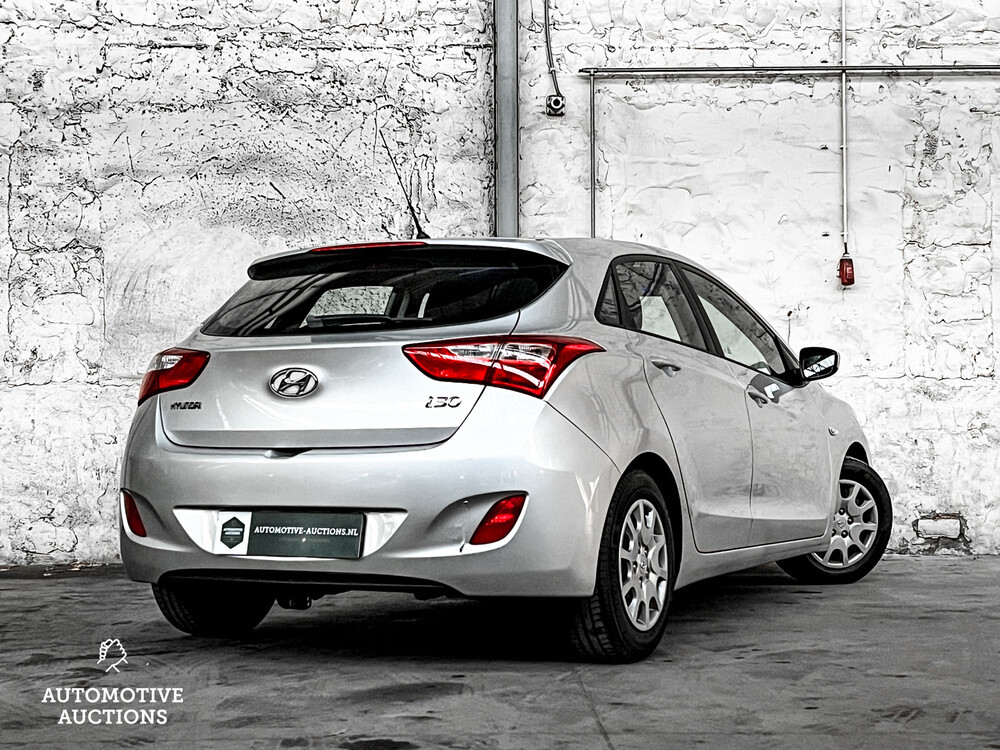 Hyundai i30 CW 1.4i i-Motion 99PS 2012, 5-XBN-02