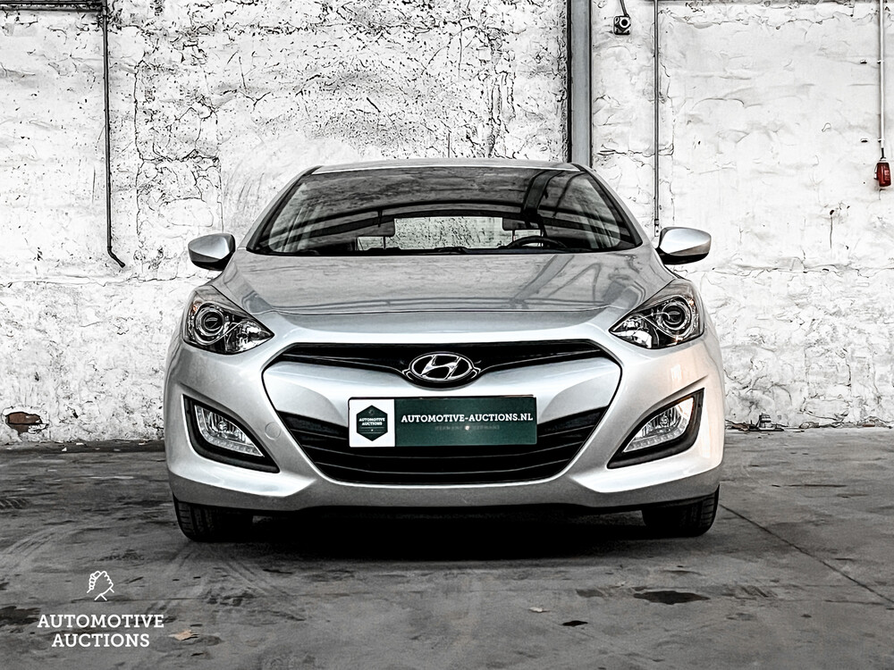 Hyundai i30 CW 1.4i i-Motion 99PS 2012, 5-XBN-02