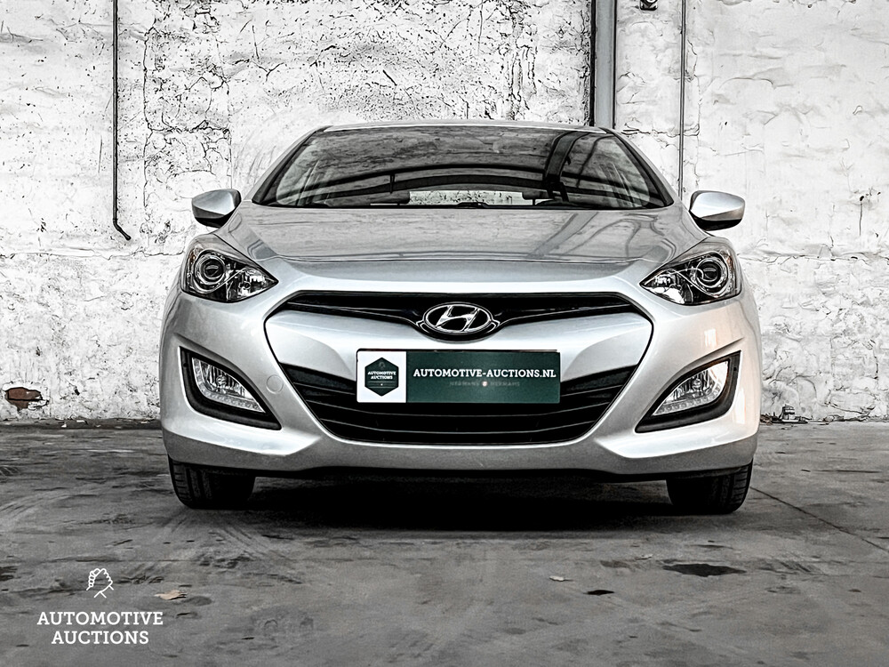 Hyundai i30 CW 1.4i i-Motion 99PS 2012, 5-XBN-02