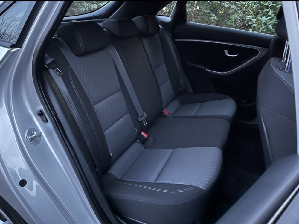 Hyundai i30 CW 1.4i i-Motion 99PS 2012, 5-XBN-02