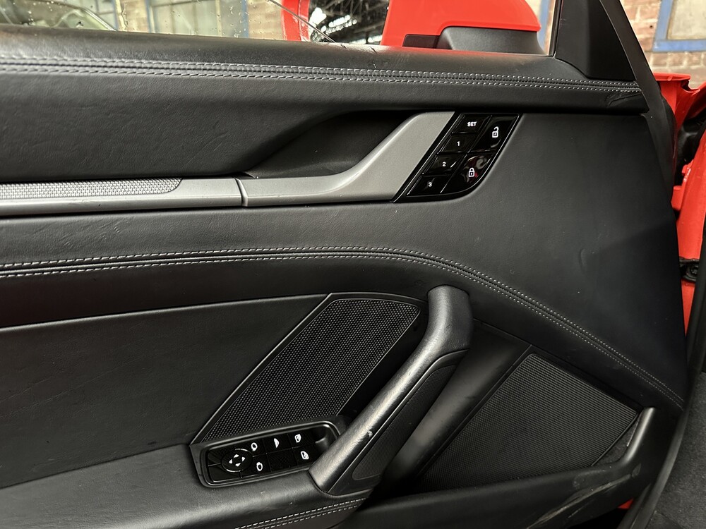 Porsche 911 Carrera S Cabriolet Sport-Design Sport-Chrono 450PS 2020-MJ 992 NW-Modell, J-293-FL