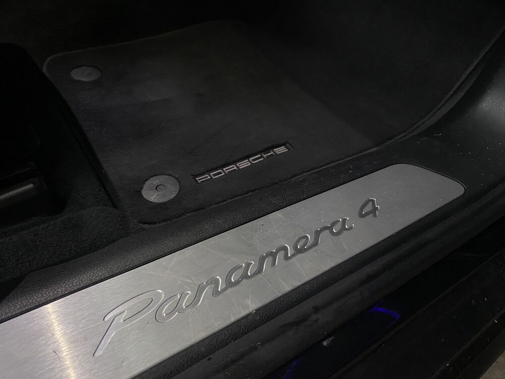 Porsche Panamera 4 E-Hybrid 2.9 V8 462hp Sport-Chrono 2018, L-650-GT