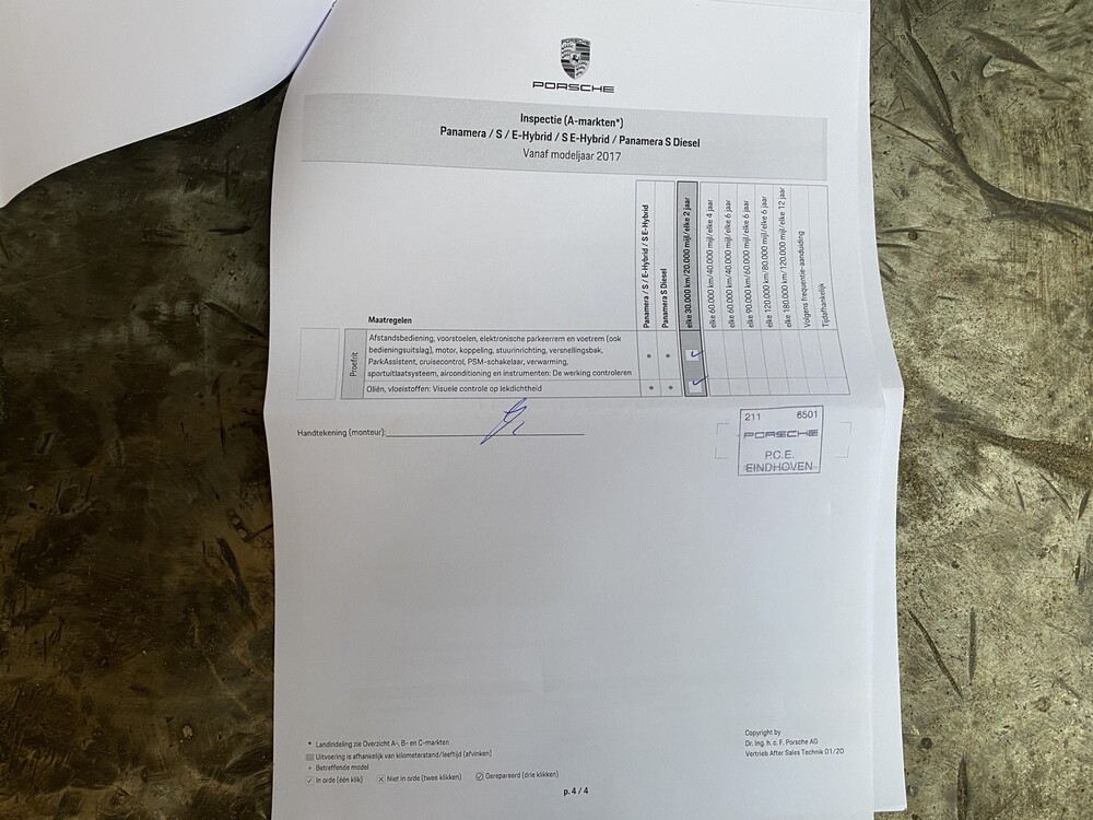 Porsche Panamera 4 E-Hybrid 2.9 V8 462hp Sport-Chrono 2018, L-650-GT