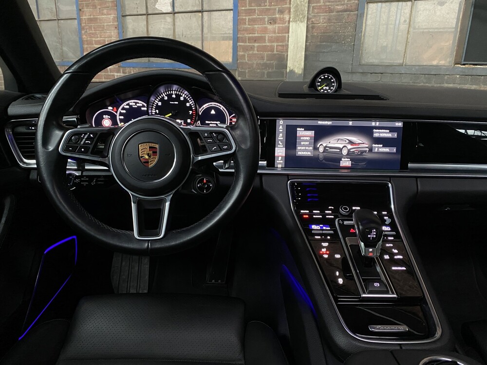 Porsche Panamera 4 E-Hybrid 2.9 V8 462hp Sport-Chrono 2018, L-650-GT