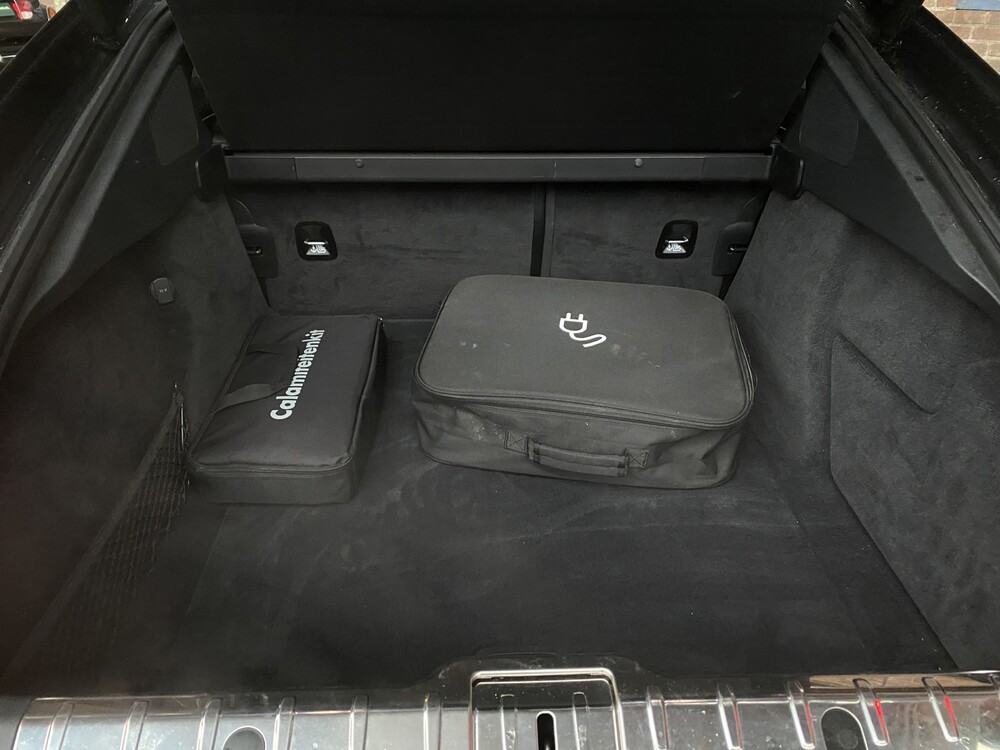 Porsche Panamera 4 E-Hybrid 2.9 V8 462hp Sport-Chrono 2018, L-650-GT