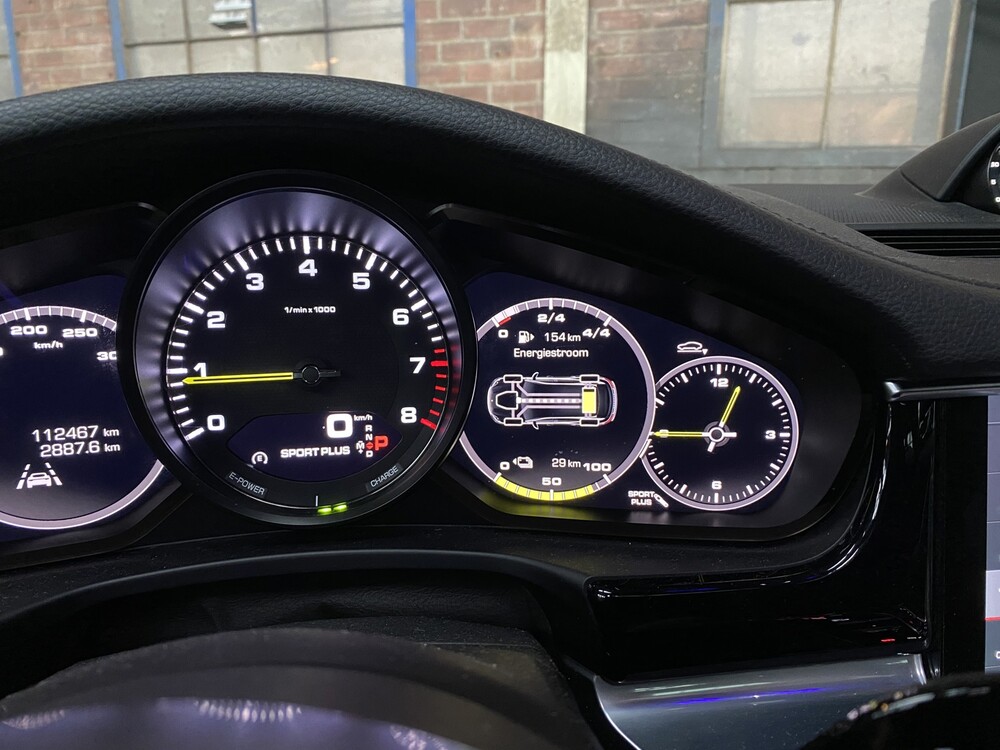 Porsche Panamera 4 E-Hybrid 2.9 V8 462hp Sport-Chrono 2018, L-650-GT