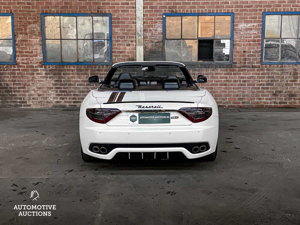 Maserati GranCabrio 4.7 460hp 2010